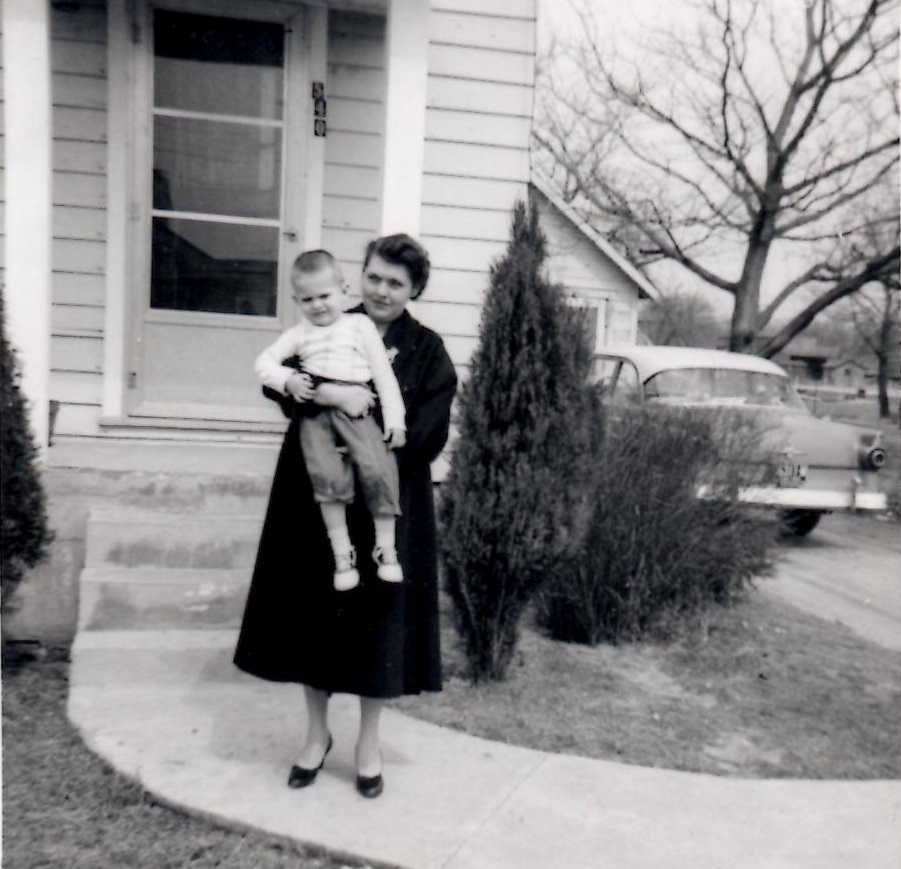 Tim and Rose Fletcher, 540 Ordway, B.G., Oh., 1959