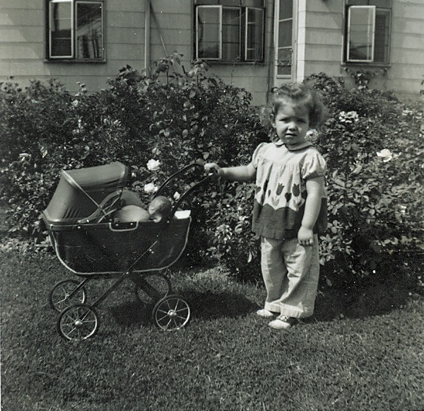 Gayle Ponceby, todler