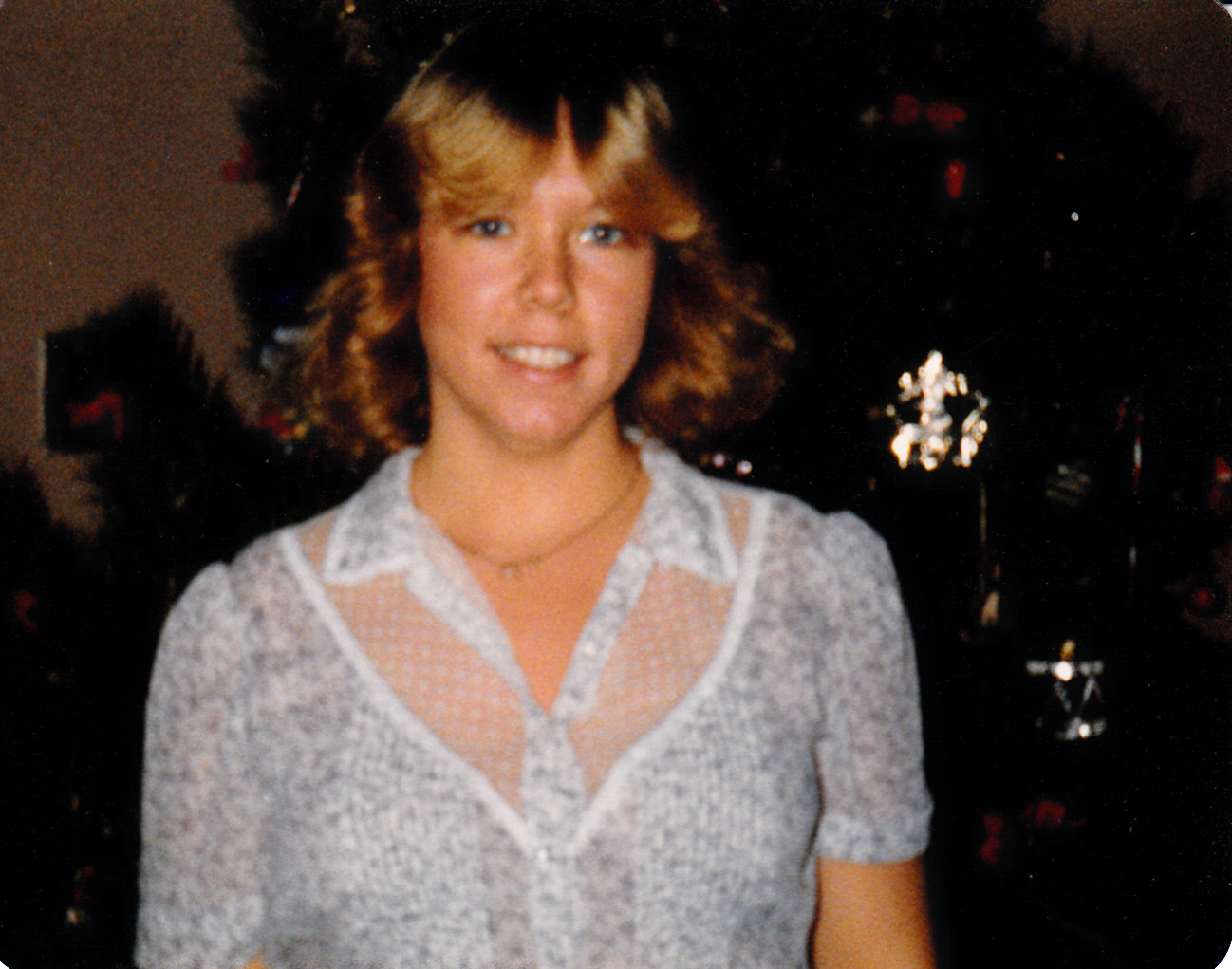 Laura Ponceby, teen