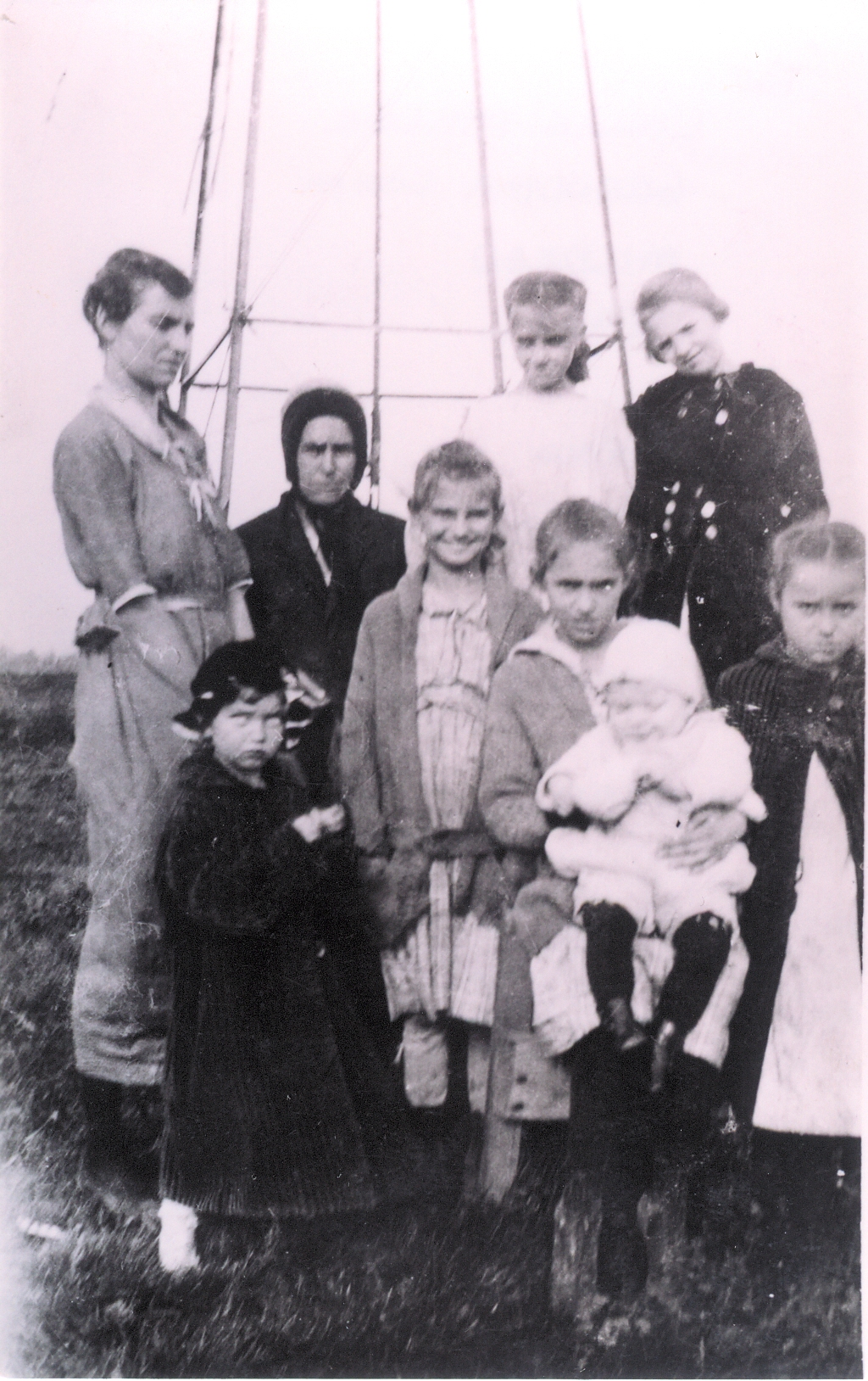 back - Lillie (Seem) Miller, Minnie Seem, Mildred Seem, Hazel Seem; front - Alberta Miller, Lois Seem, Lola Seem holding Billy Miller, Mabel Seem
