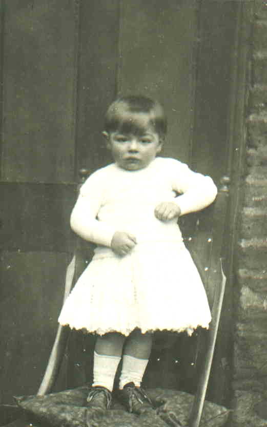 Richard Young, todler