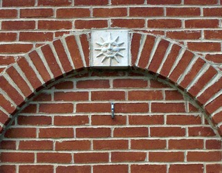 Arch_South_s