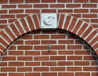 Arch_West_s
