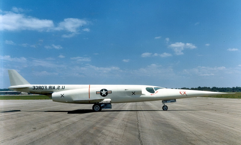 X-3-Right-Douglas-Stiletto